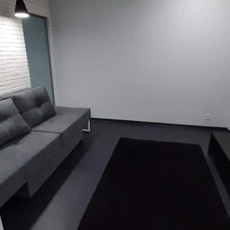 Modern Apartment In The Center Of Town Chisináu Exterior foto